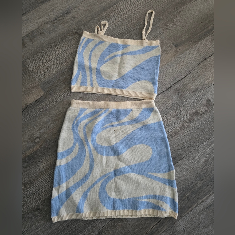 Skirt set